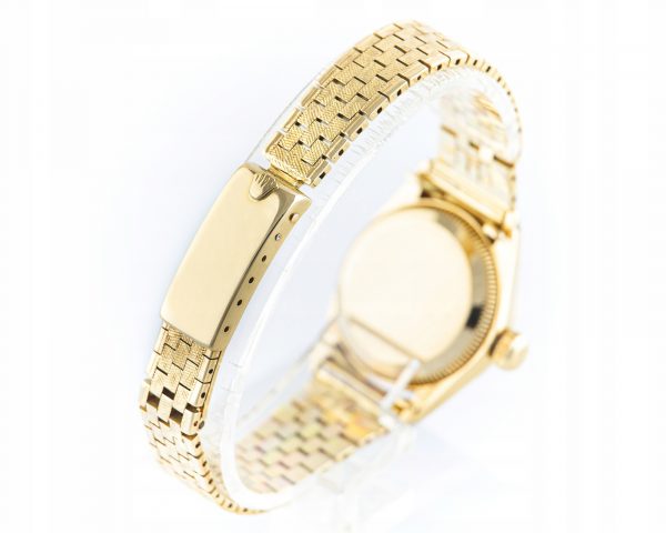 c8bb0f8d4d7c946421a015892f41