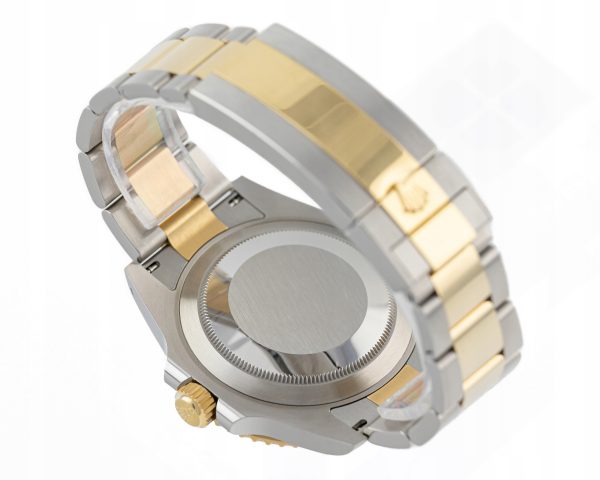 f984c3c1451a9aaa1e9dd6389338