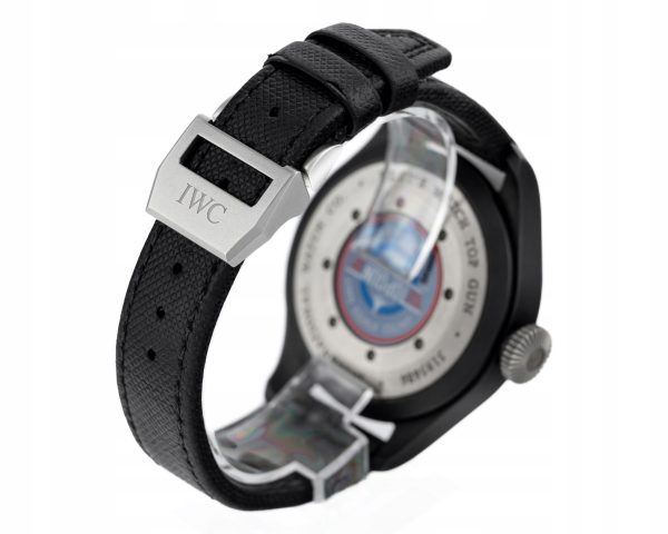 5c6a1da341039eb6017f426ac7a3