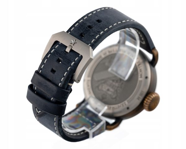 c298c13b4d03bf8b6a5f127ba51c