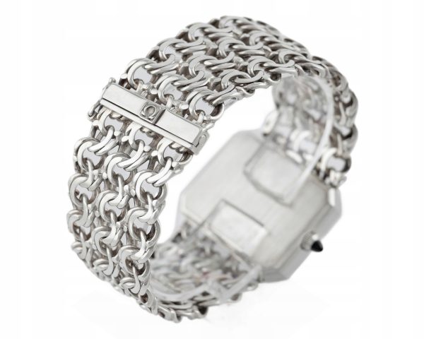 f8284f5f4d2da7381810c53dea30