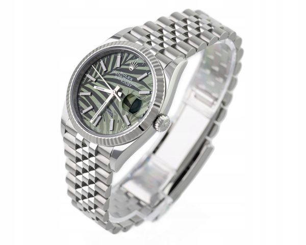 57b3c7a448438840445b6887ff32