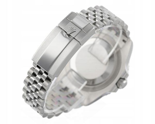 baf6706a4424a716bb8c64126285