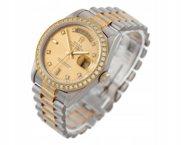 dcb44be240b084efb19625d14932