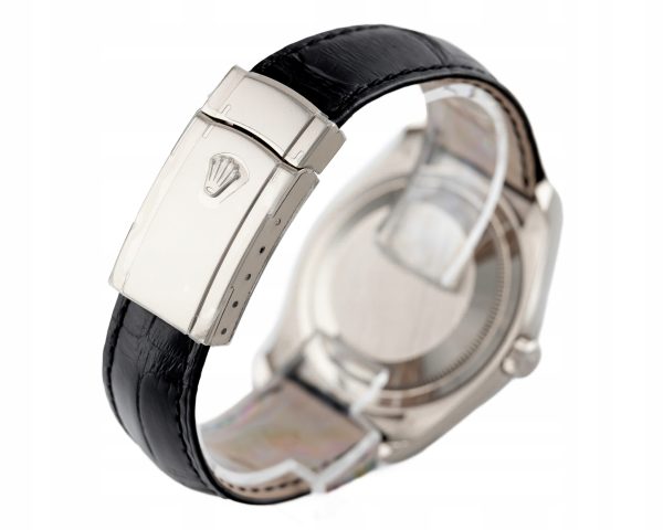 2edbc8684aa2a4df6c9cfb352083