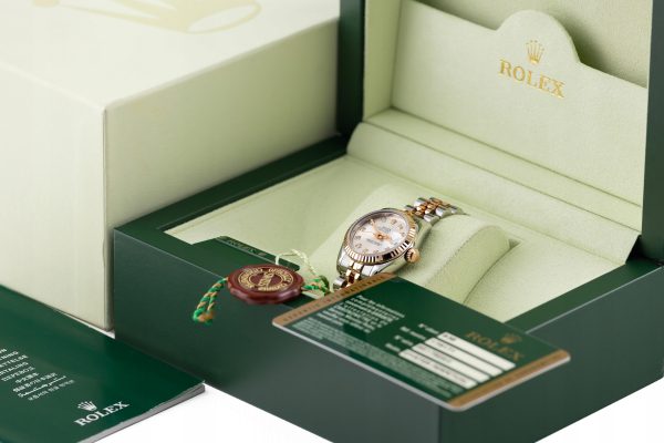 30e01fe14340a21a89e82043451a