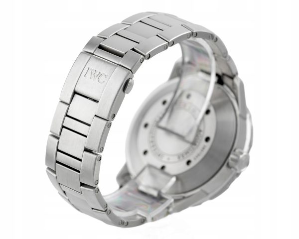 6e680b68479e8713958d02071fb9