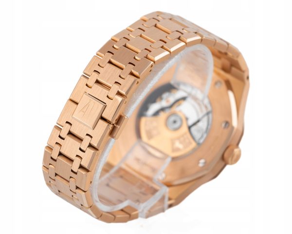 61ea3af64cd982956101d39d5a11