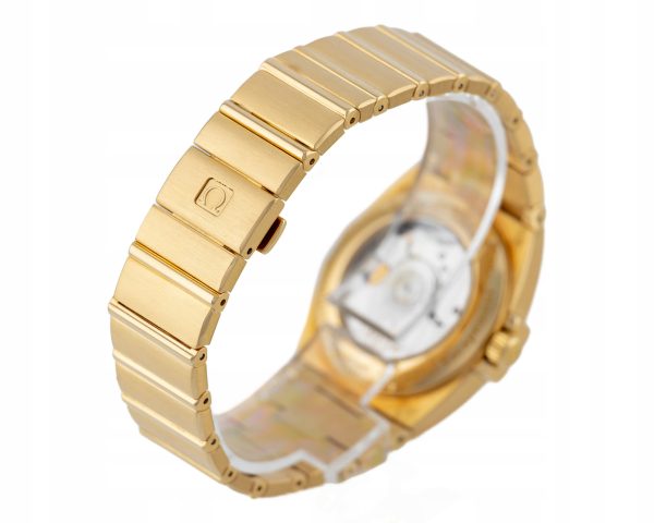 652ade694390a57fa7ca671d533d